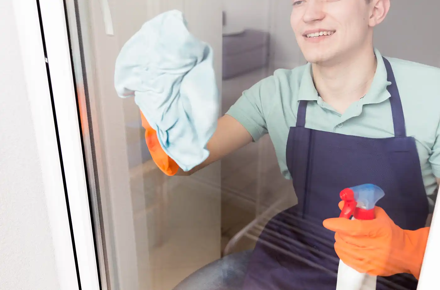 limpieza de oficinas y tiendas en Reus